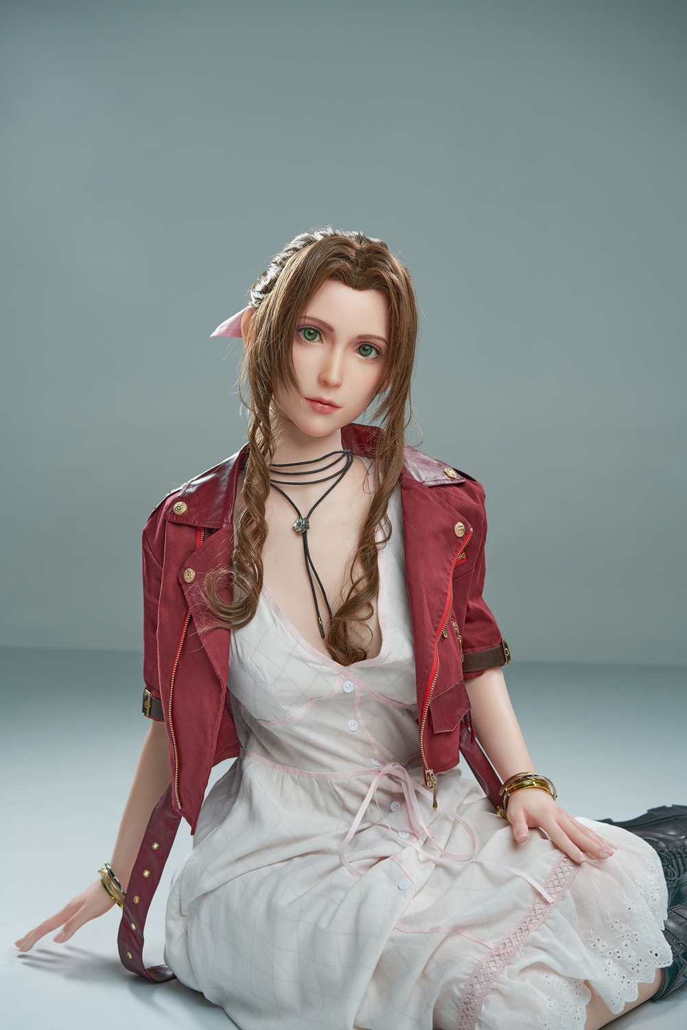 Seks lalka aerith - foto 1 | zelex. Pl Seks lalka aerith w czerwonej kurtce
