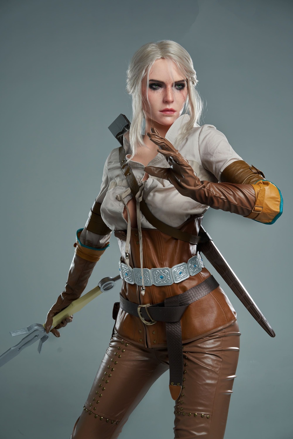 Seks lalka ciri - foto 4 | zelex. Pl Seks lalka ciri w skórzanym garniturze