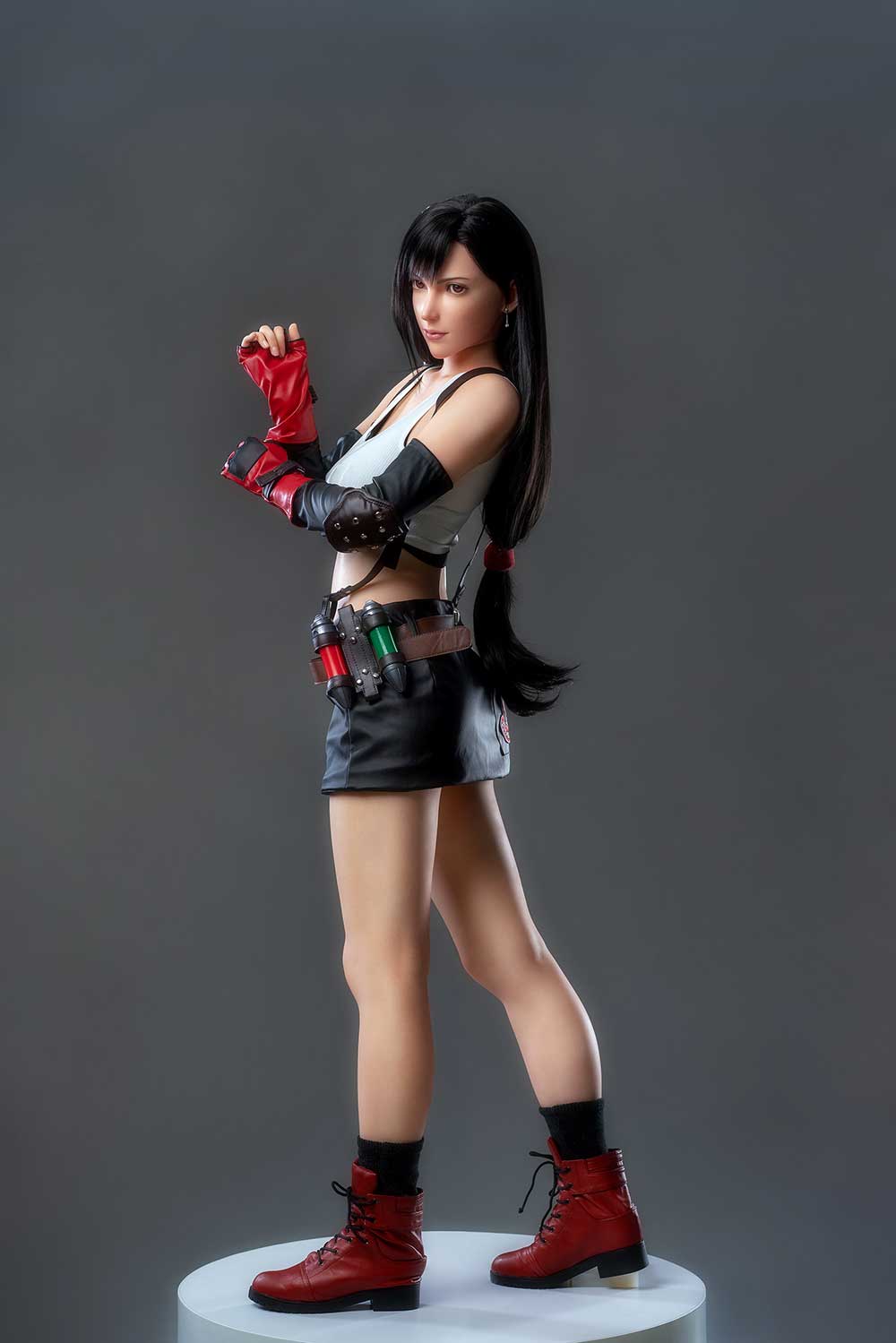Seks lalka tifa dissidia - foto 2 | zelex. Pl Seks lalka tifa dissidia w czerwonych rękawiczkach